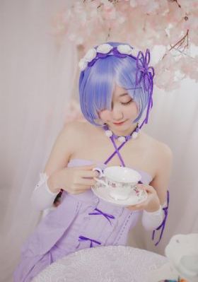 无码亚洲AV片毛片成蜜柚_720免费播放